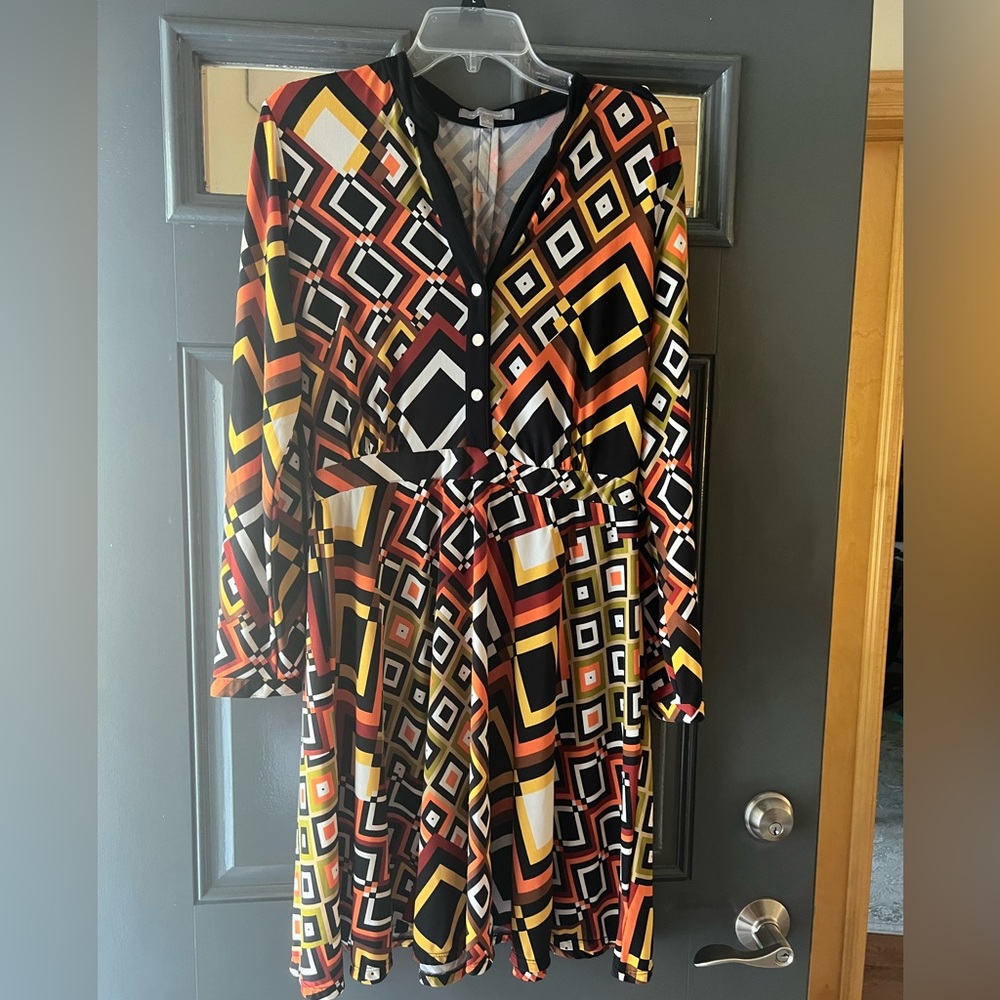 NY Collection Geometric Long Sleeve Dress Medium